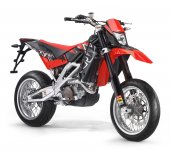 2008 Aprilia SXV 4.5 photo